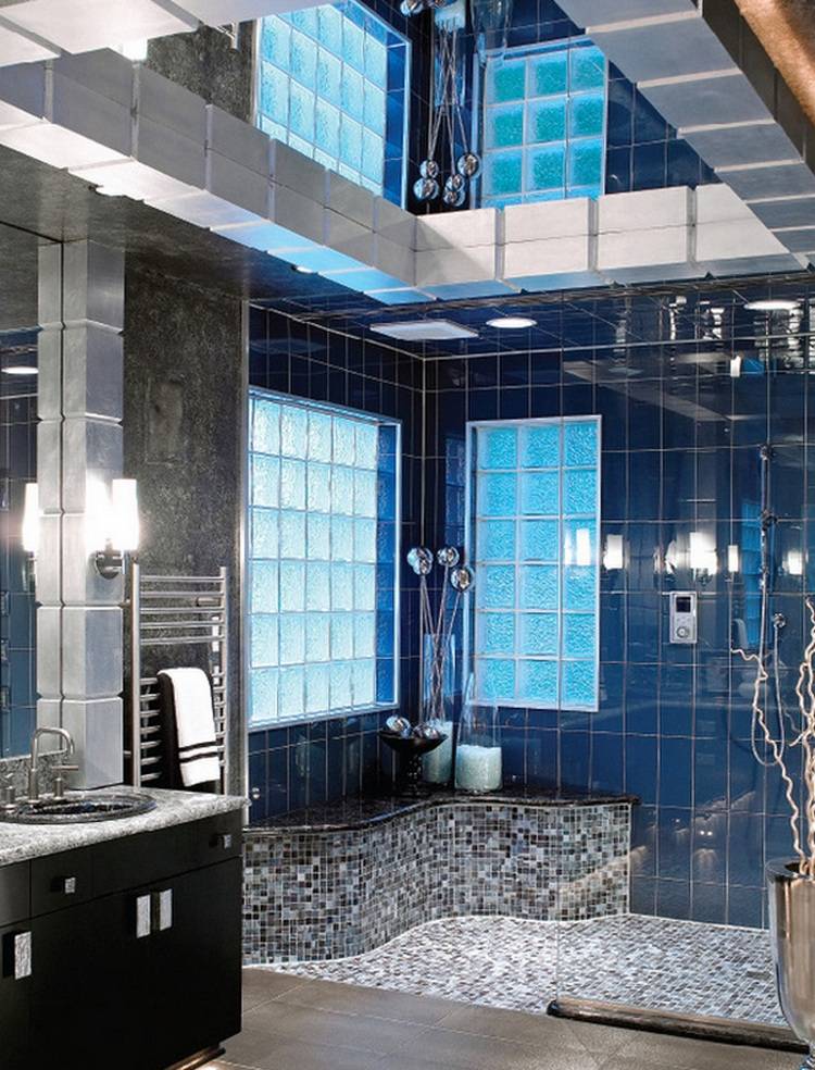 Зеркальный потолок в ванной: плюсы и минусы, монтаж