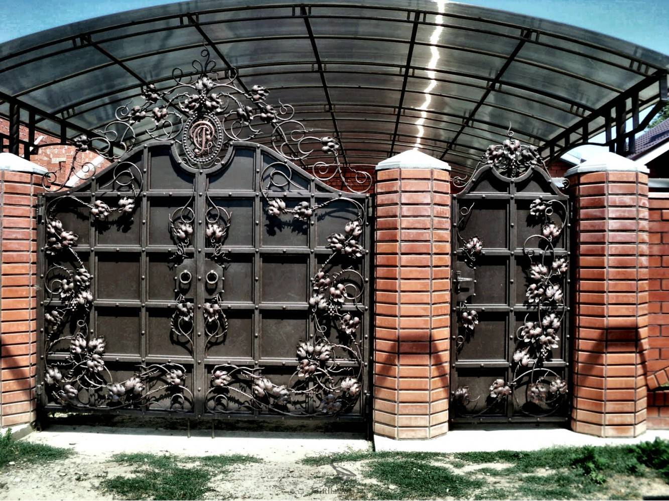 Идеи дизайна металлических ворот, 25 фото. красивые интерьеры и дизайн