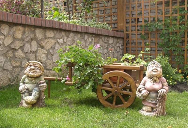 Садовые скульптуры своими руками из подручных материалов: идеи декоративных фигур для дизайна сада